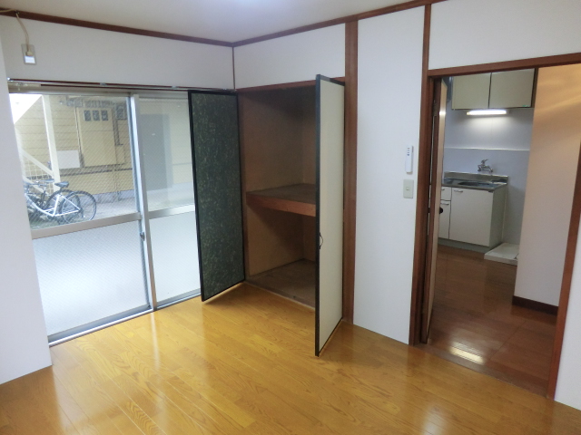 Living and room