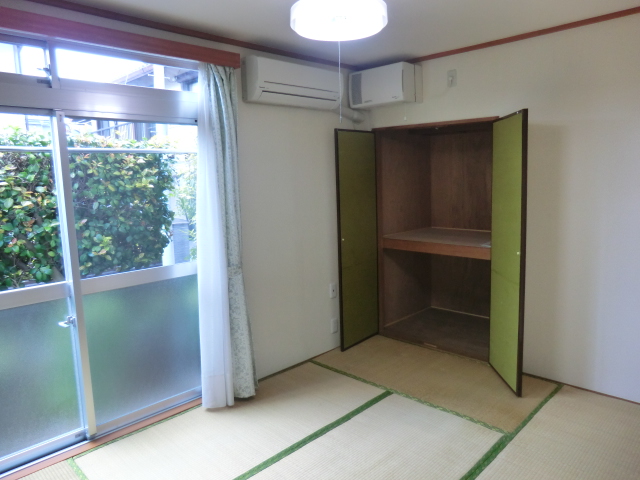 Living and room