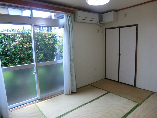 Living and room