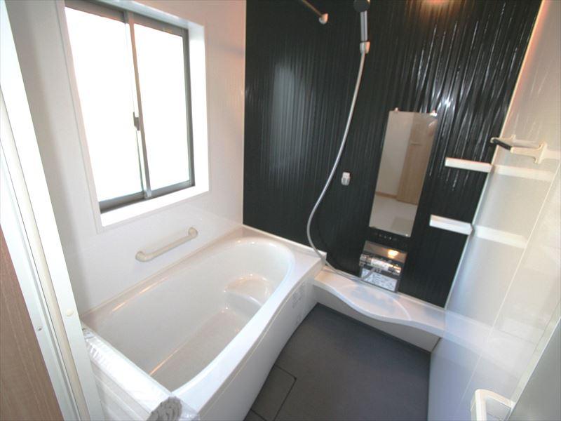 Same specifications photo (bathroom). Same specifications