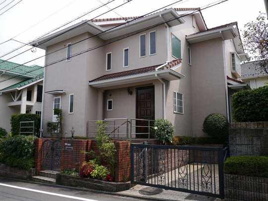 Local appearance photo. It is a beautiful cityscape of residential area of ​​Miwamidoriyama. LDK21 Pledge ・ The bedroom can also 12 Pledge and comfortable living environment is also good.