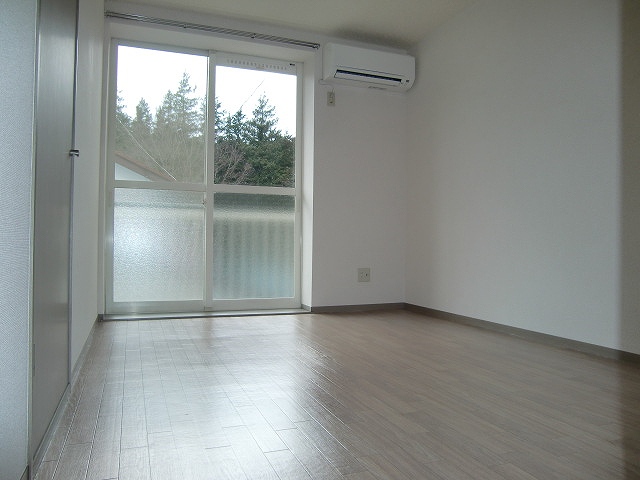 Other room space