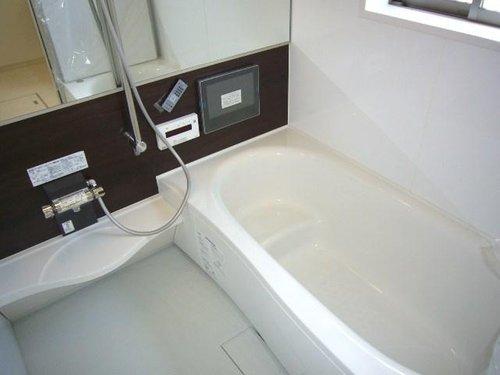 Bathroom. Indoor (12 May 2013) Shooting