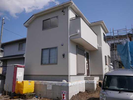 Local appearance photo. Living environment is good in a quiet residential area. 2-minute bus stop walk ・ Super like commercial facilities within walking distance is also available useful life.