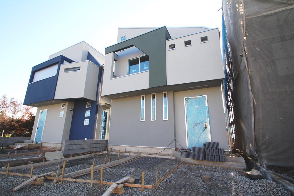 Local appearance photo. Local (12 May 2013) Shooting