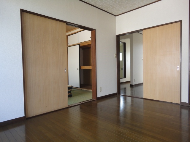 Living and room