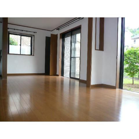 Living and room