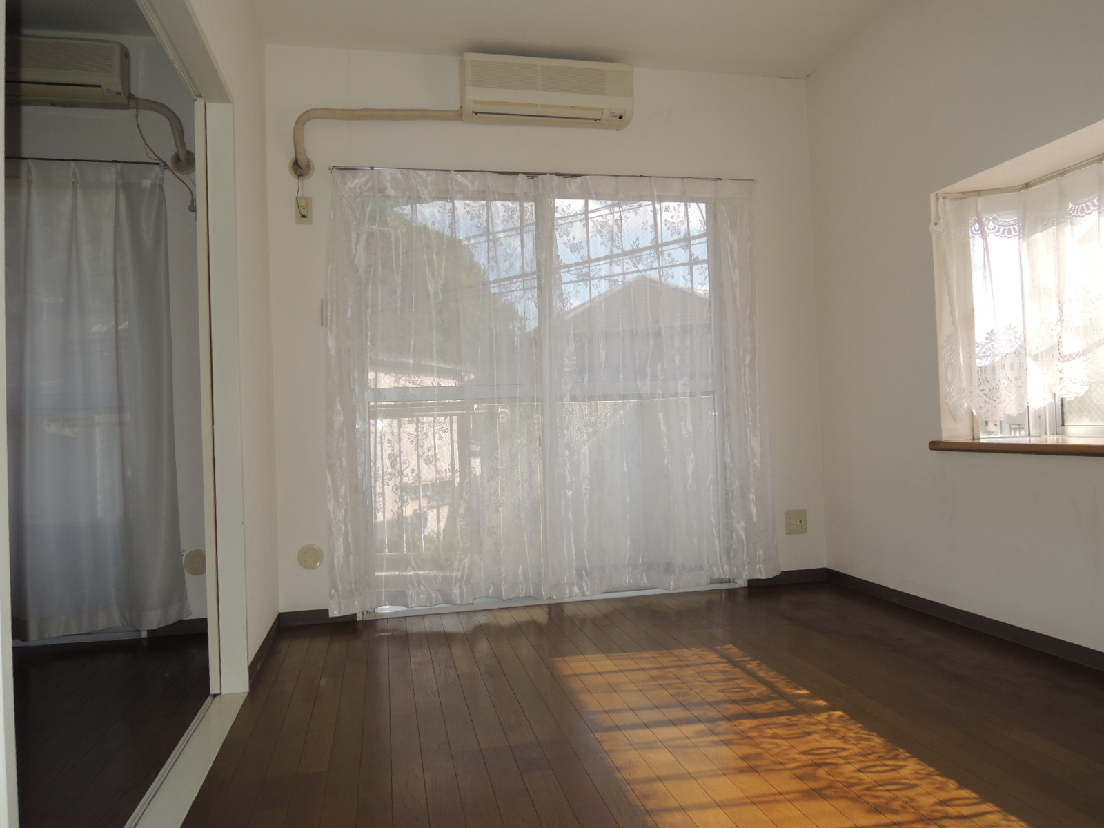 Living and room