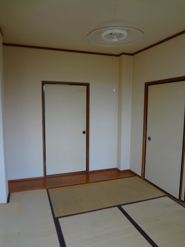 Living and room