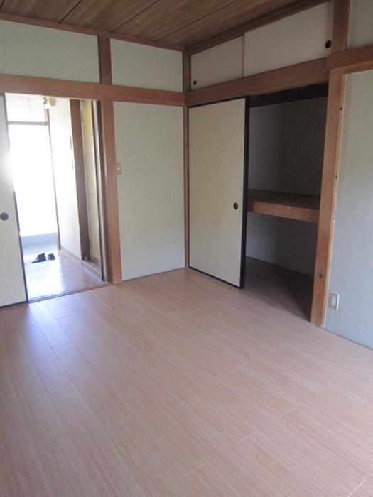 Living and room