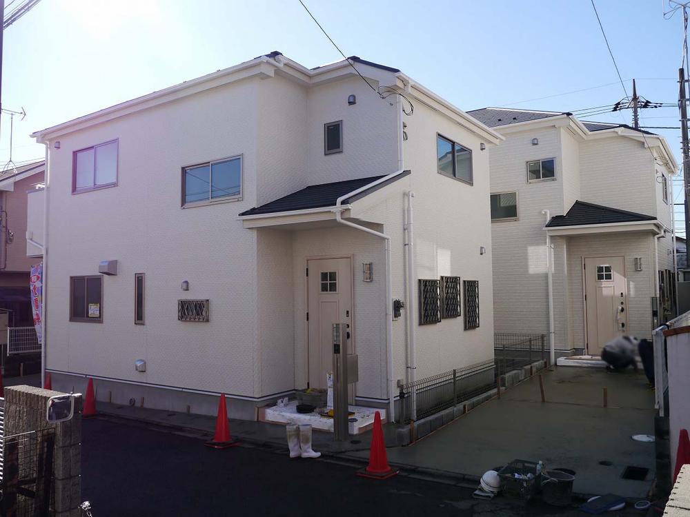 Local appearance photo. Is also a good many living environment also commercial facilities around in a quiet residential area of Suzukakedai Station walking distance.