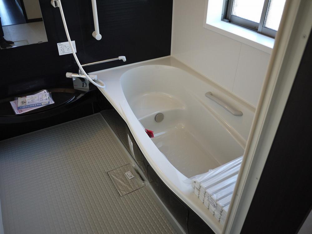 Same specifications photo (bathroom). Barrier-free 1 pyeong type ・ Automatic hot water filling reheating with warmth