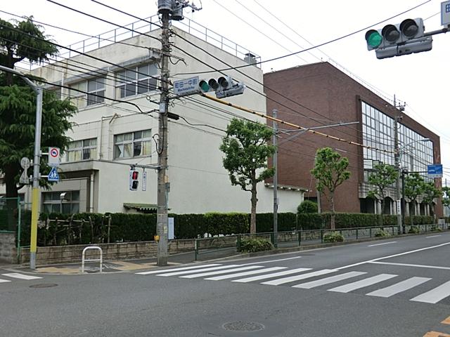 Junior high school. It is also selectable address commute to Machida 2400m Machida in one up in one ☆