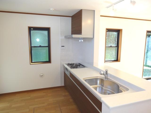 Kitchen. 11 Building kitchen