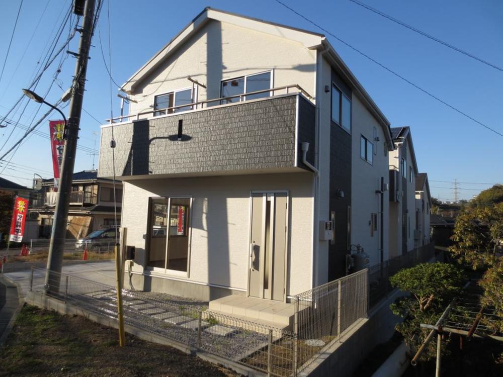 Local appearance photo. local