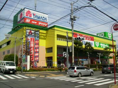 Supermarket. 972m until the Summit store Machida Asahimachi store (Super)