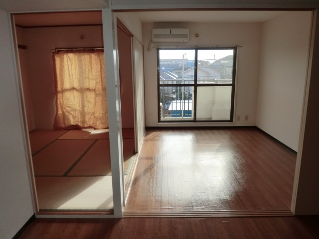 Living and room