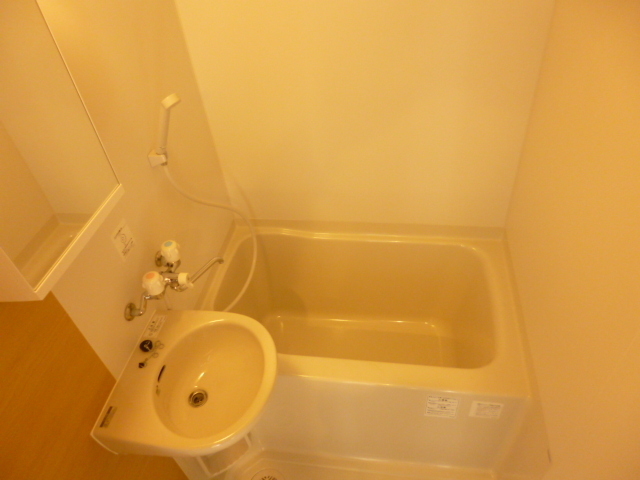 Bath. ☆ Bathroom dryer with the bath ☆
