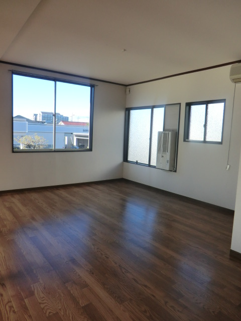 Living and room