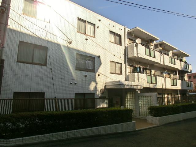 Local appearance photo