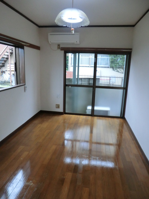 Living and room