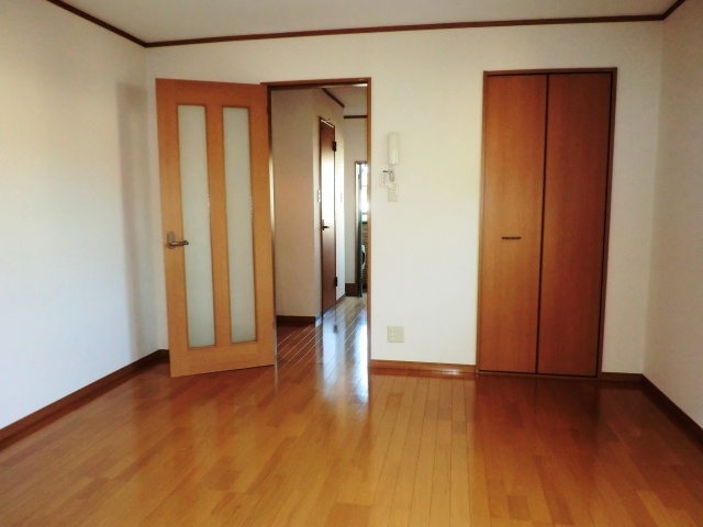 Living and room