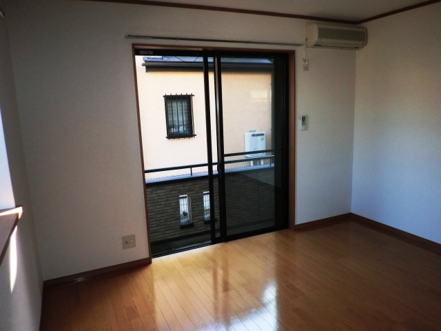 Other room space