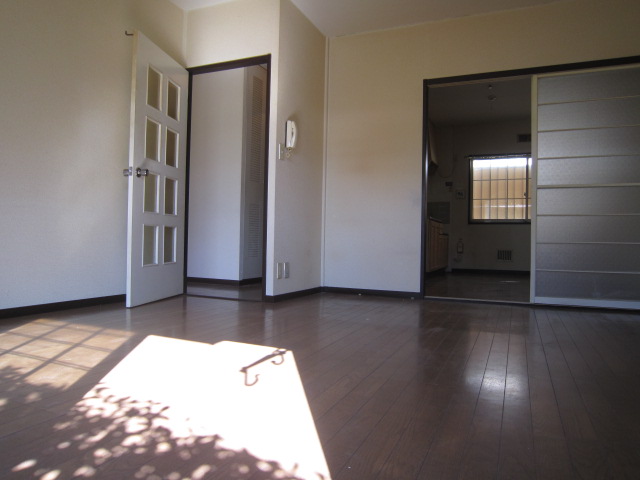 Living and room