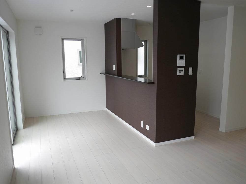 Living. LDK17 quires more, With floor heating, Shutters standard