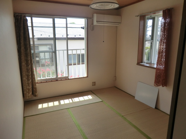 Living and room