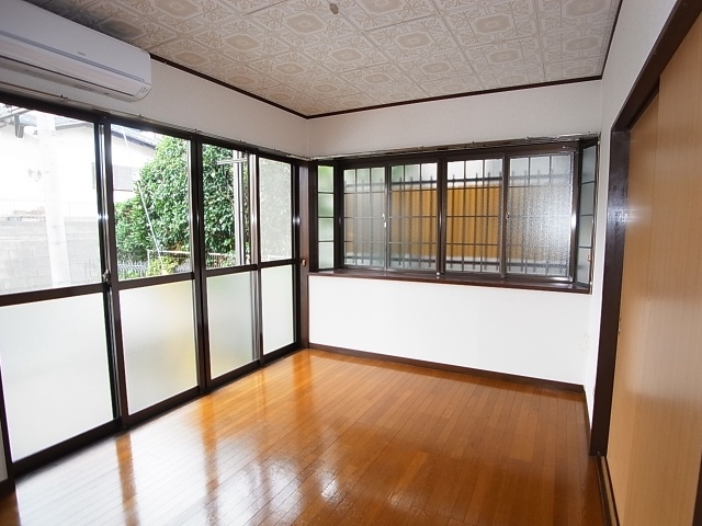 Living and room