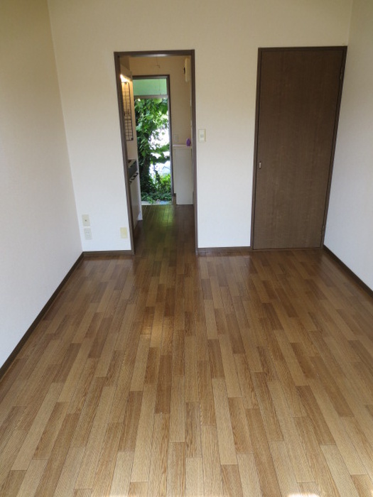 Living and room