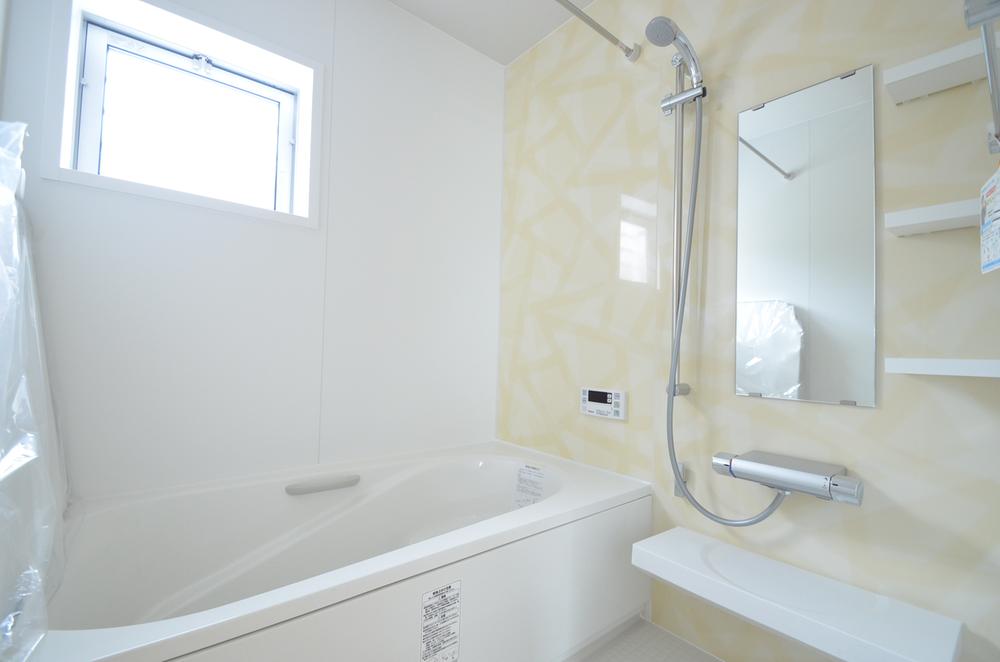 Bathroom. Please heal the fatigue of the day stretched out his leg in a large bath ☆