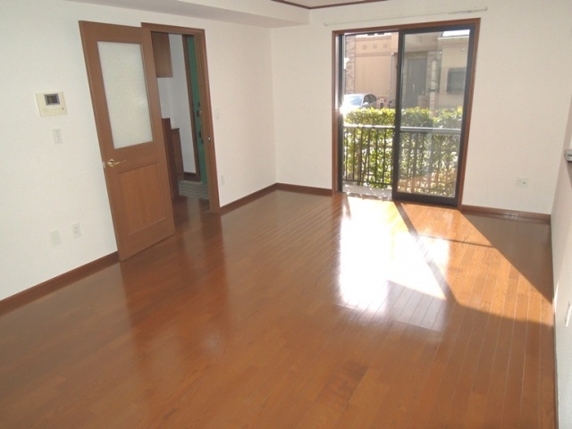 Living and room
