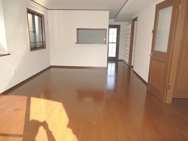 Living and room