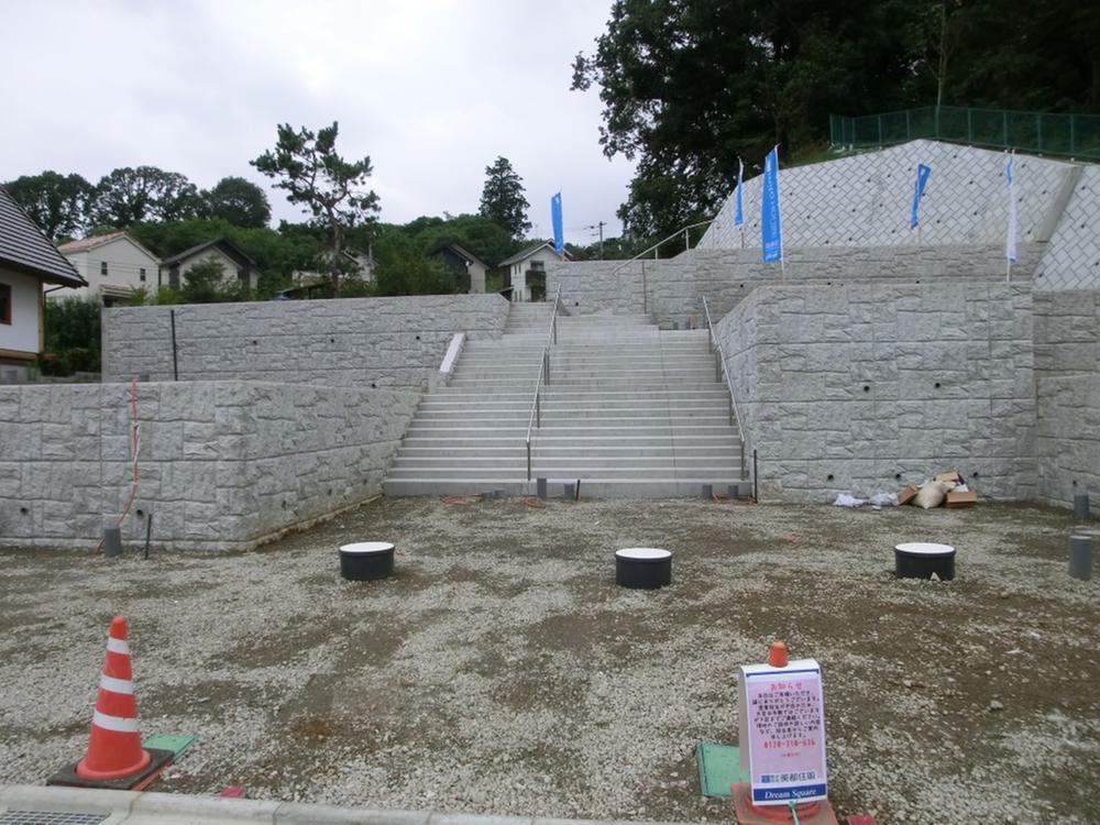 Local appearance photo. Local (10 May 2013) Shooting