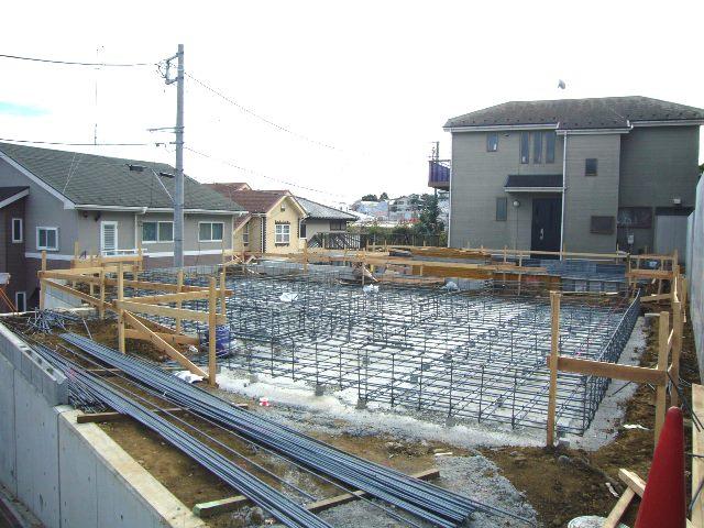 Local appearance photo. Building 2 Under construction