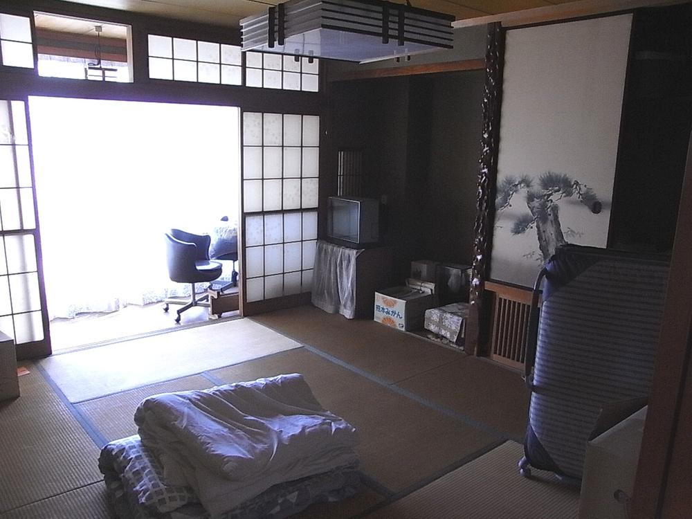 Non-living room. 1st floor Japanese-style room