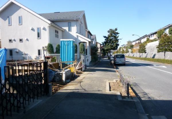 Local appearance photo. This is useful in commuting because it is flat!