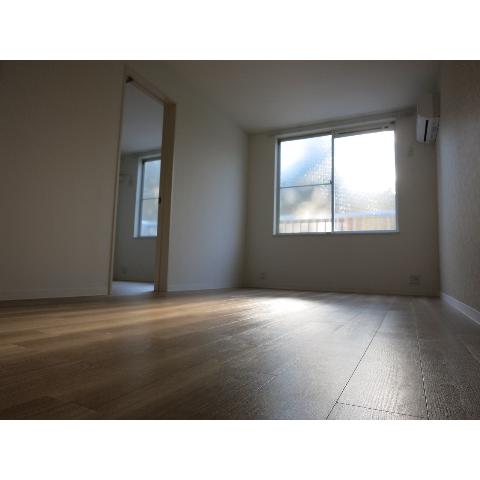 Living and room