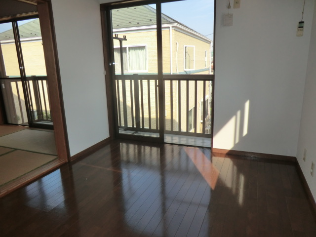 Living and room
