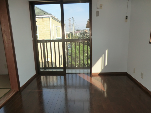Living and room