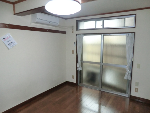 Living and room