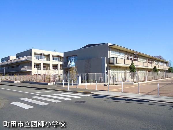 Primary school. 1364m until Machida Municipal Zushi Elementary School