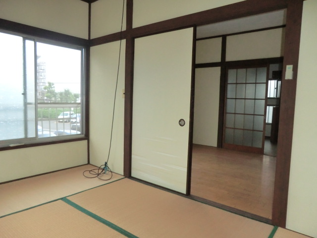 Living and room