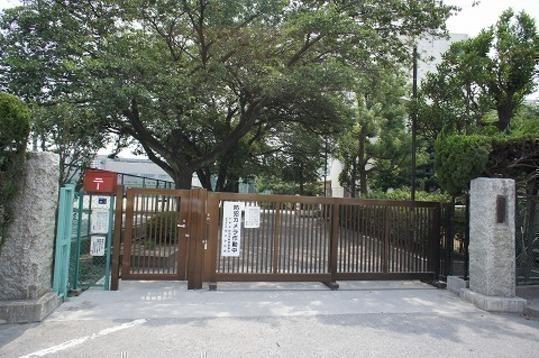 Other. Machida Minami Junior High School A 10-minute walk (about 800m)