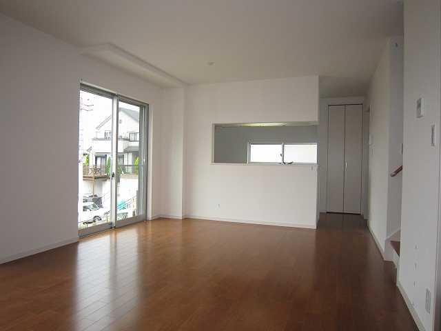 Living. I'm glad to have housed women in the kitchen