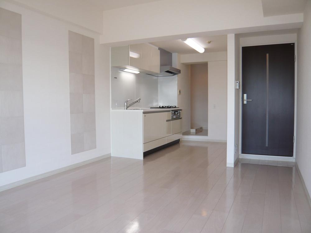 Living. Indoor (12 May 2013) Shooting