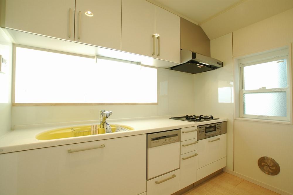 Same specifications photo (kitchen). I can happily dishes while to talk with the family face-to-face kitchen ☆