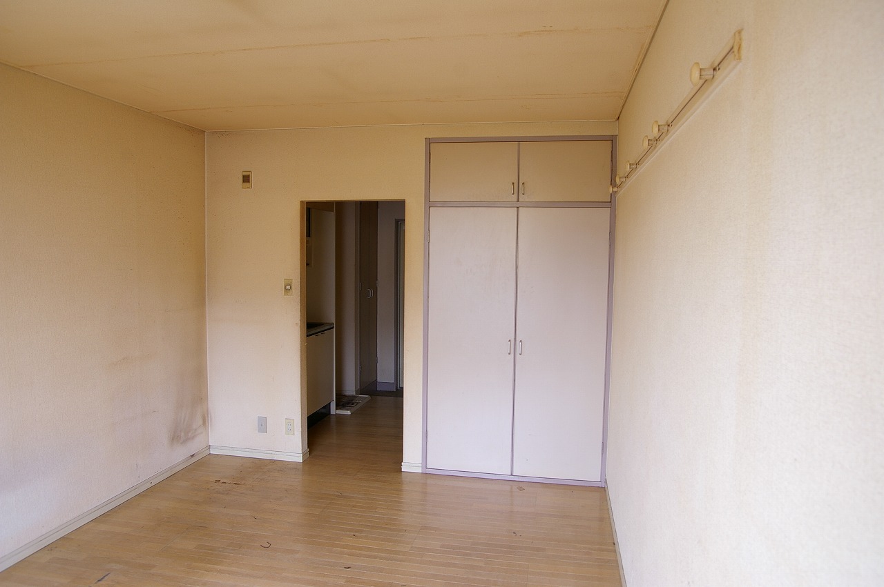 Living and room